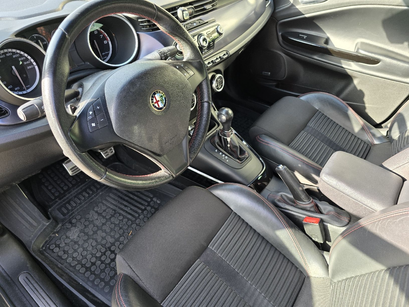 Alfa Romeo Automobili: Alfa Romeo Giulietta 1.4TB – Usato da Frauenfeld venduto da docassul 7