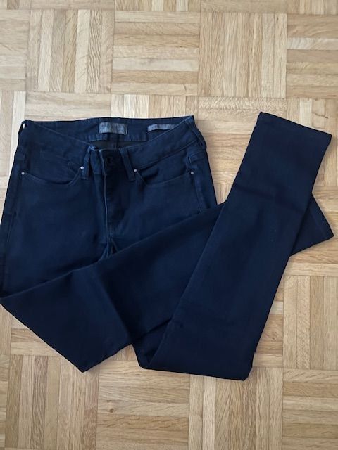 Guess Jeans: "GUESS" Jeans Gr. 36 – Nuovo (secondo la descrizione) da Walenstadt venduto da ricamul 2