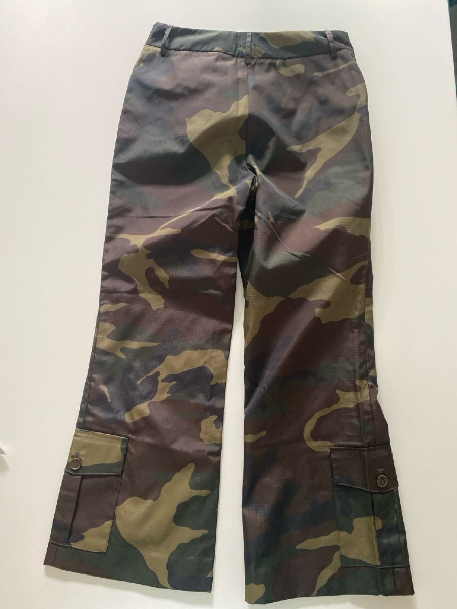 Moschino Pantalons: Moschino Camouflage Hose, Grösse 36 – D'occasion à Grabs par blueye57 1