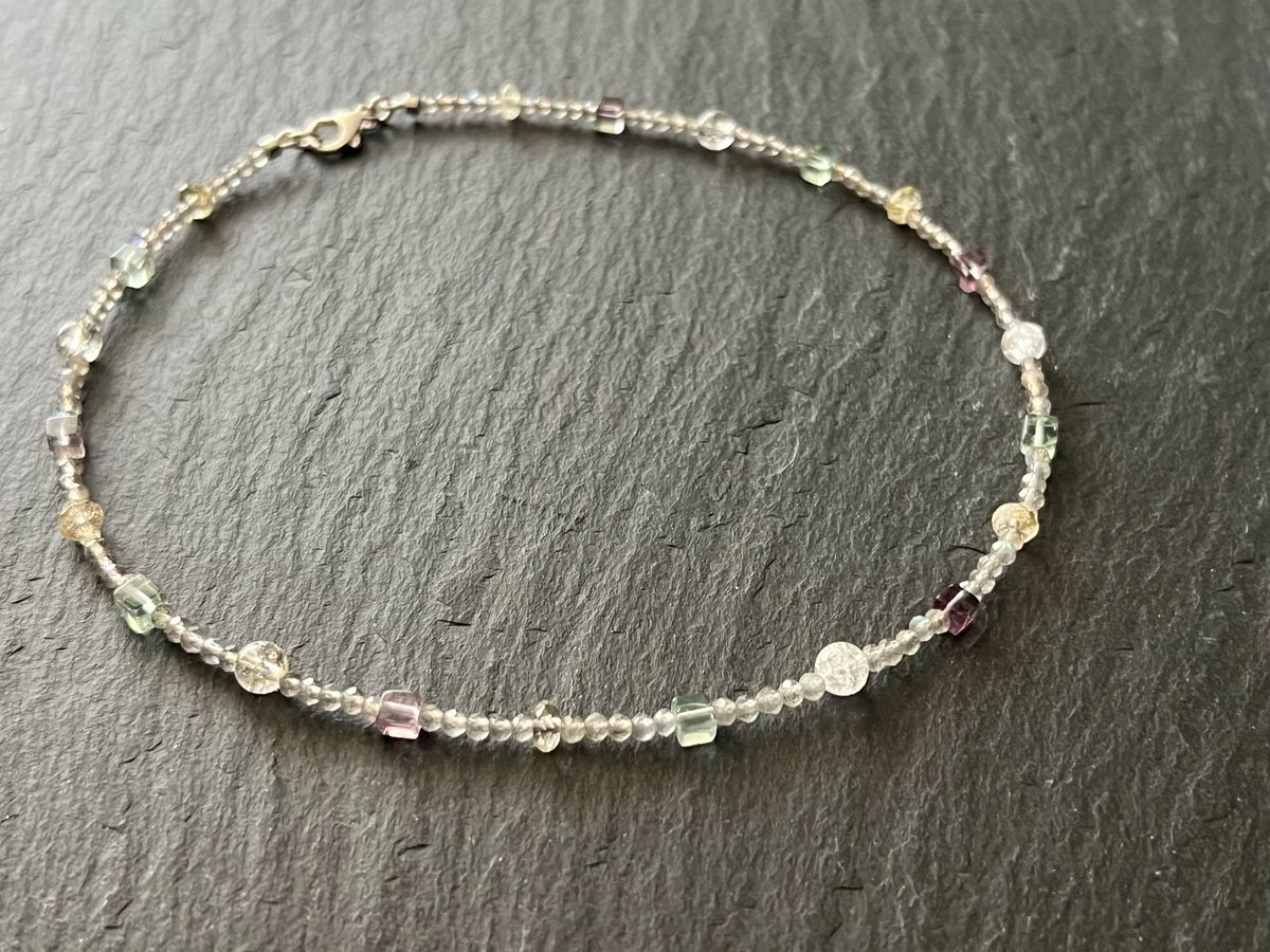 Colliers: Labradorite, Citrine & Fluorite Necklace - Silver – Neuf avec emballage d'origine à Rüschlikon par ThereseJewelryDesign 4