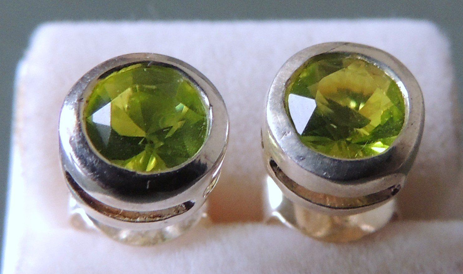 Ohrringe & -stecker: Silber 925 Ohrstecker Zirkonia 7 mm – Neu (gemäss Beschreibung) aus Waldenburg von schaller707 1
