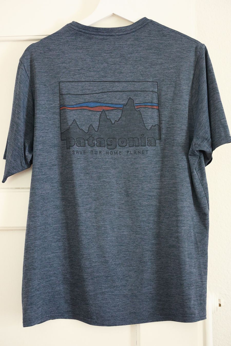 Patagonia T-shirt: Patagonia T-shirt Men – Nuovo (secondo la descrizione) da Bern venduto da QualitySecondHand