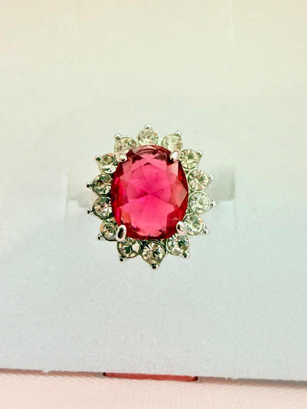Anelli: Bague vintage avec pierre rouge – Usato da St-Maurice venduto da Sandrinette123 2