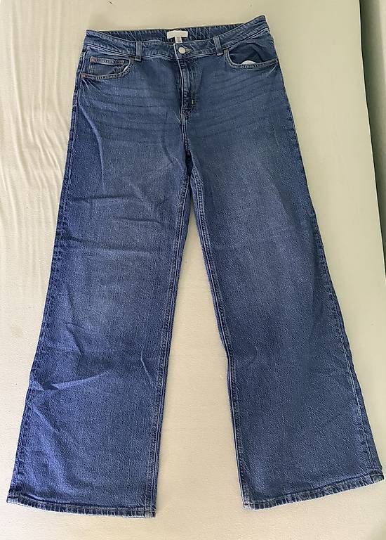 H&M Jeans: H&M Blue Jeans Gr. 46 – Gebraucht aus Berikon von nao_5qbr