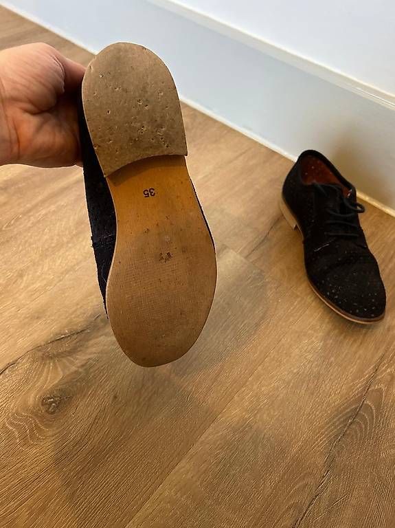 Scarpe da donna: jolies chaussures d'été  – Usato da Curtilles venduto da cat_vs66 2