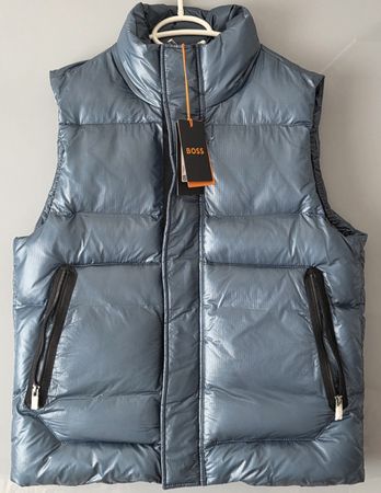 Neue BOSS Weste Gr. M