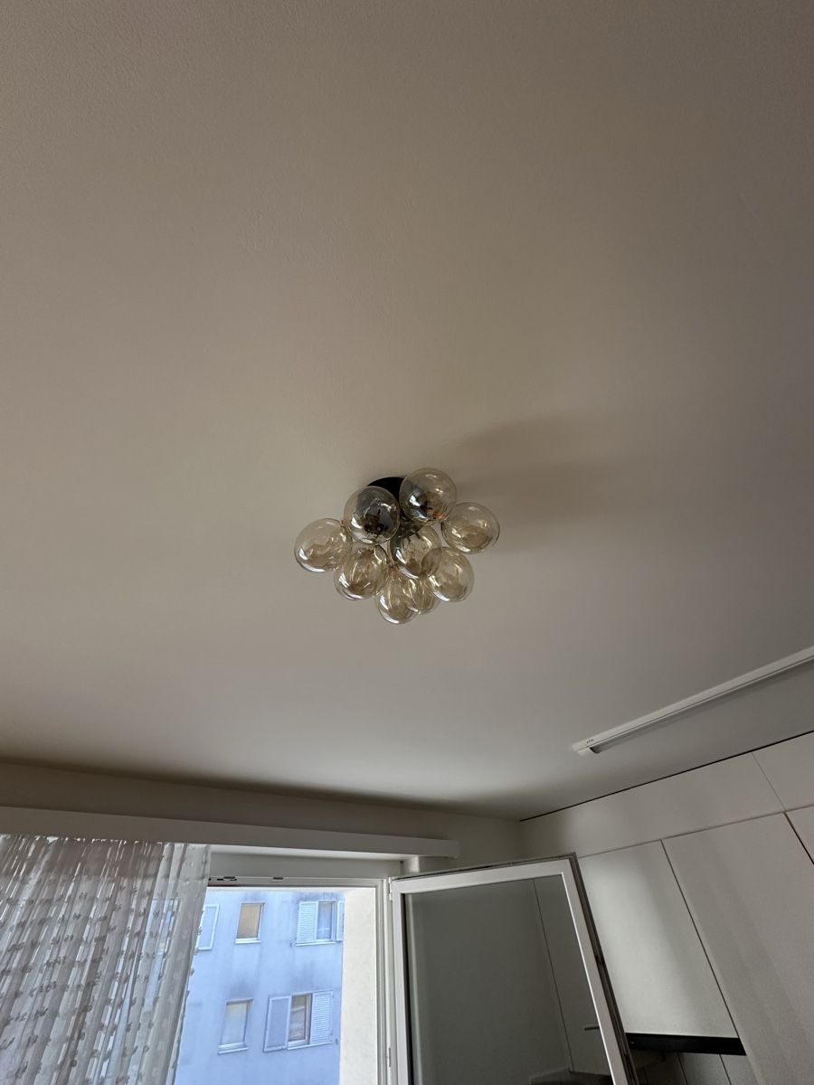 Kronleuchter & Deckenlampen: Deckenlampe Glaskugeln - zwei Jährig – Gebraucht aus Zug von S6403