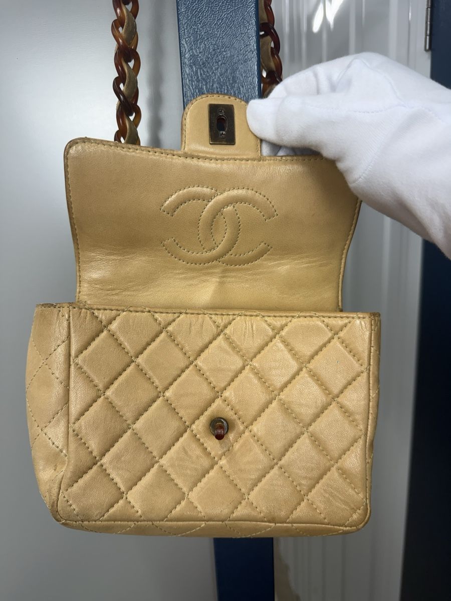 Chanel Borse da donna: Vintage chanel bag – Usato da Lausanne venduto da Unehistoiredesapes 1