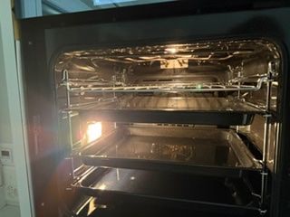 Elettrodomestici da cucina: V-ZUG Combair V4000 Einbaubackofen – Usato da Herrliberg venduto da tk8_22hw 1
