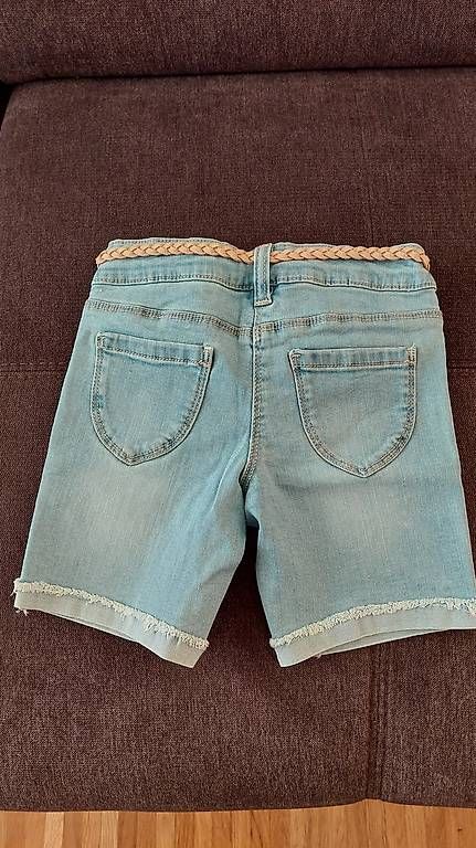 Pantaloni: Kurze Hosen-Mädchen Gr.104 – Usato da Fahrweid venduto da iva_t2wl 1