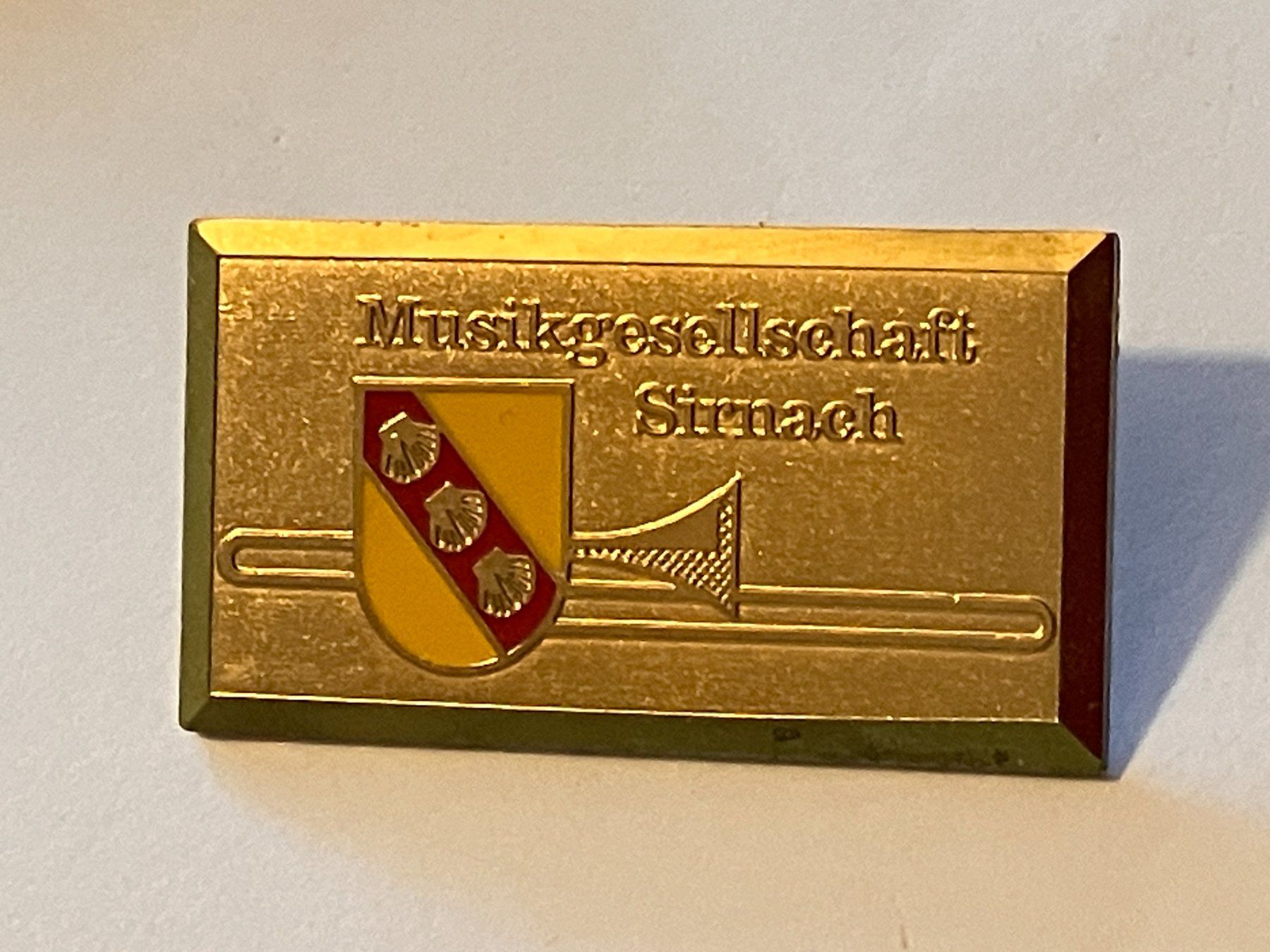 Placchette & Badge: 1 Pin Musikgesellschaft Sirnach – Usato da Basel venduto da djwwpp