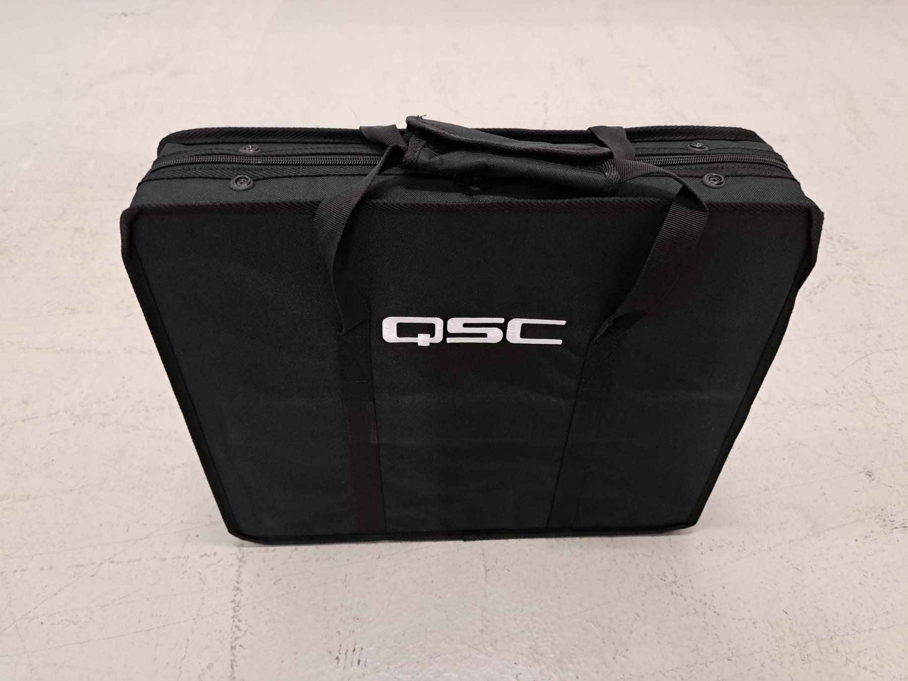 Qsc Mischpulte: Digitalmixer QSC TouchMix 8 – Gebraucht aus Embrach von lichttechnik 9