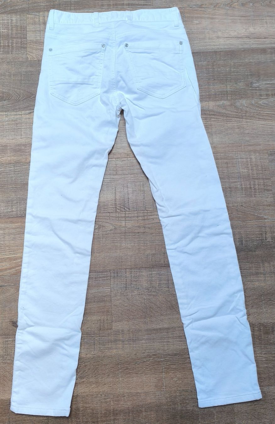 Kleiderpakete & -sets: Kleider-Set Gr. XS – Gebraucht aus Oberwil-Lieli von Atom17 2