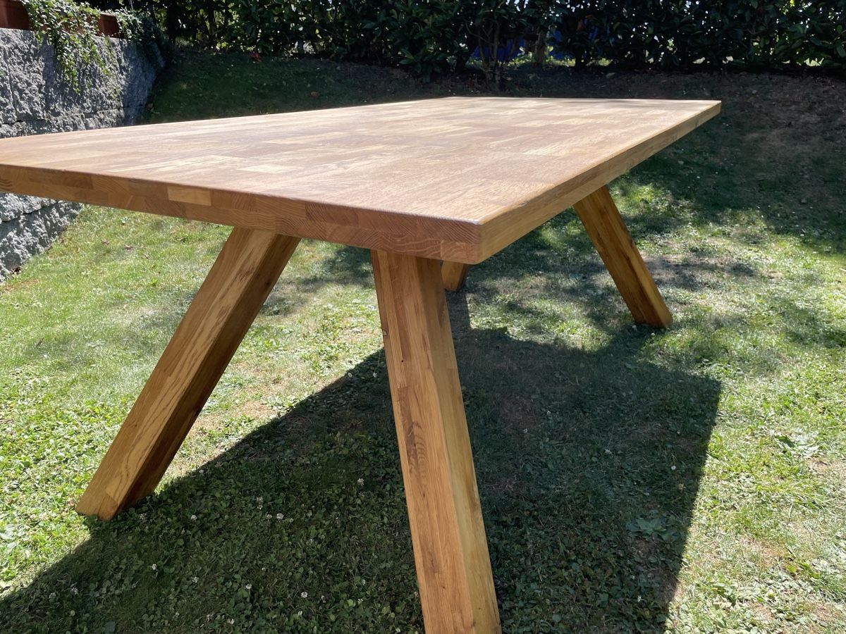 Tavoli: Wunderschöner Esstisch aus Eichenholz - 200x100cm – Usato da Marthalen venduto da ironh1tsch 1