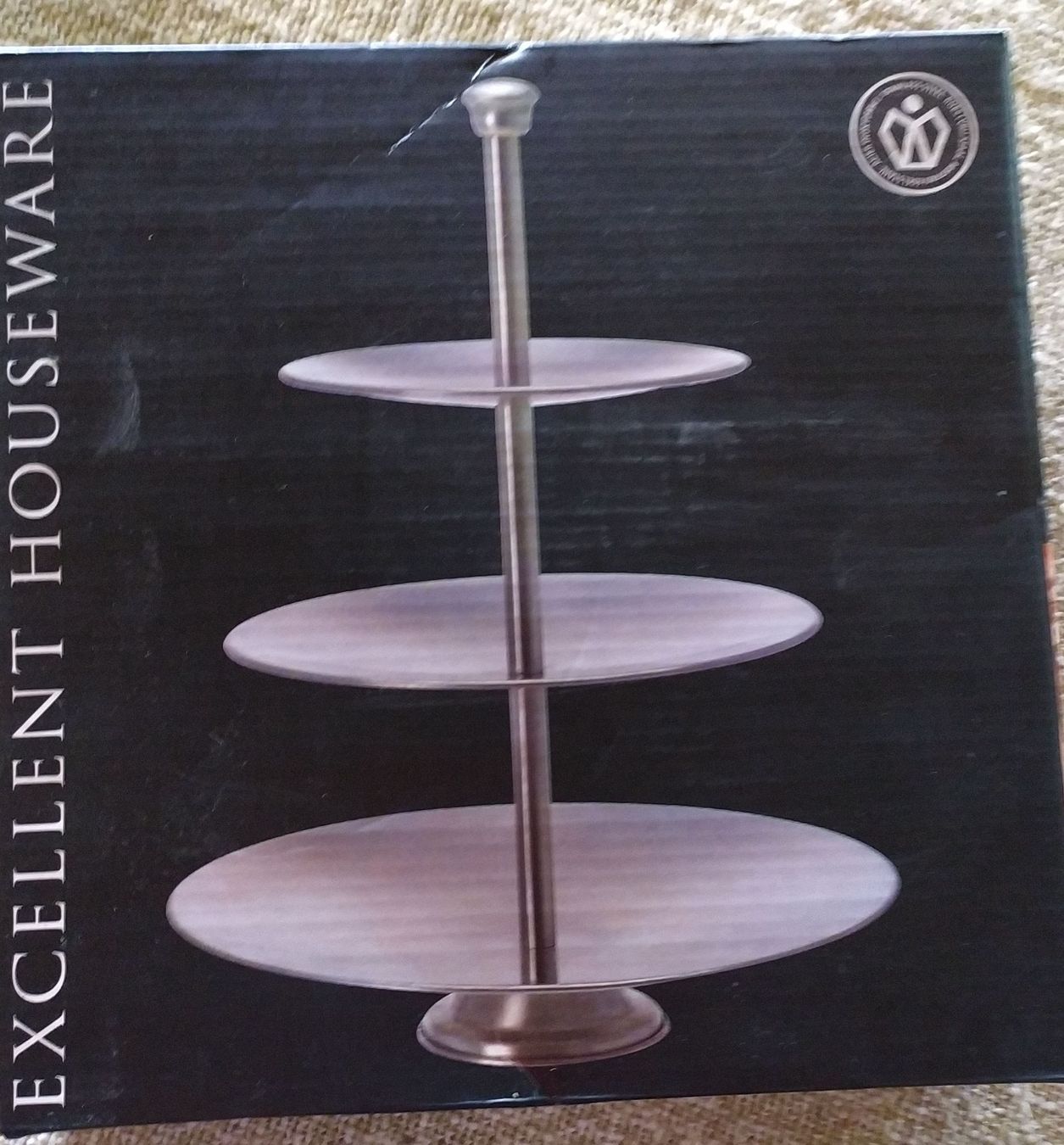 Altro in Stoviglie & Bicchieri: Elegant 3-Tier Metal Serving Stand – Nuovo e nell'imballaggio originale da Hinwil venduto da Ehretstock8