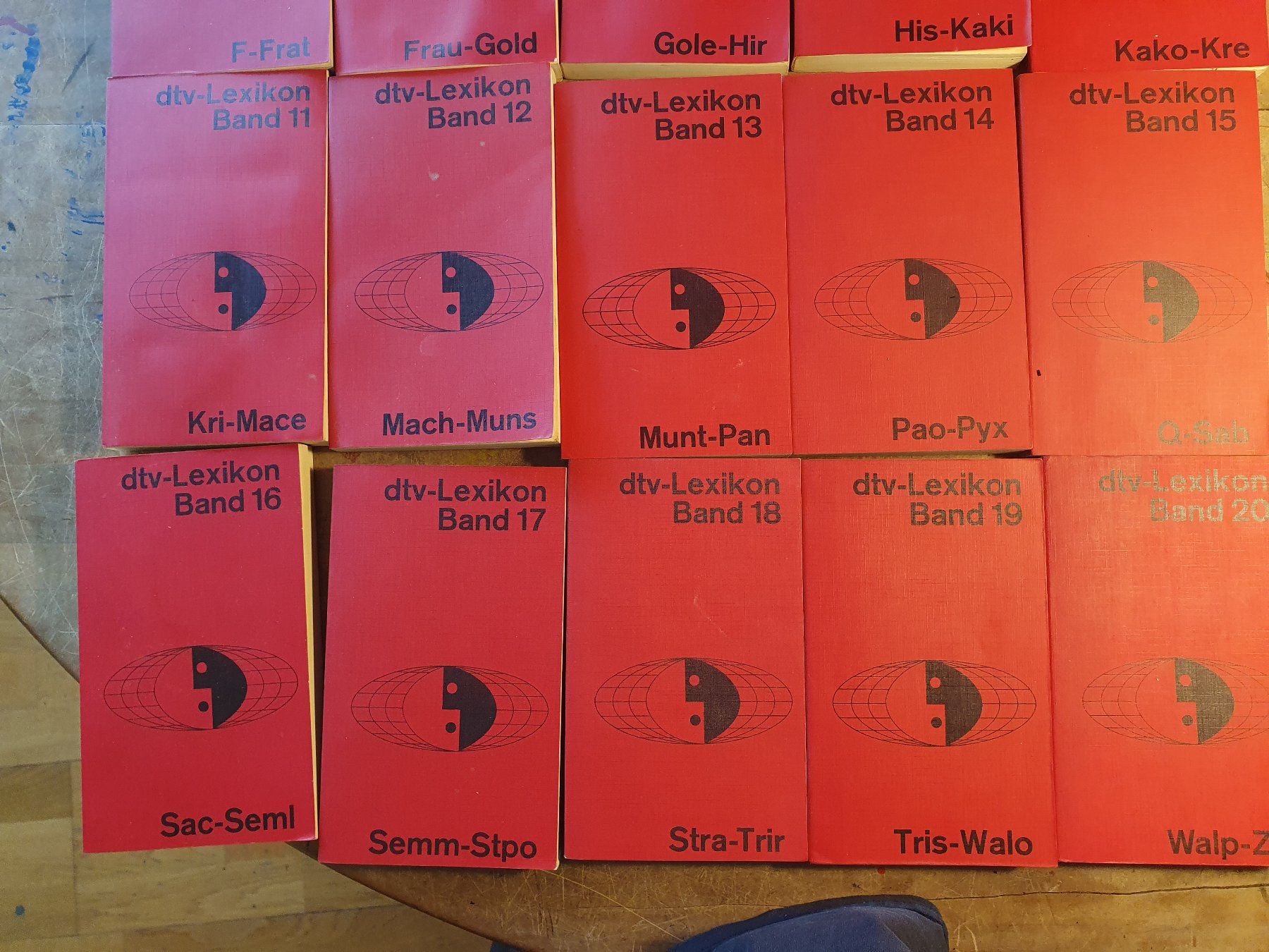 Libri: DTV Konversations-Lexikon 20 Bände – Usato da Zürich venduto da loosebone 2
