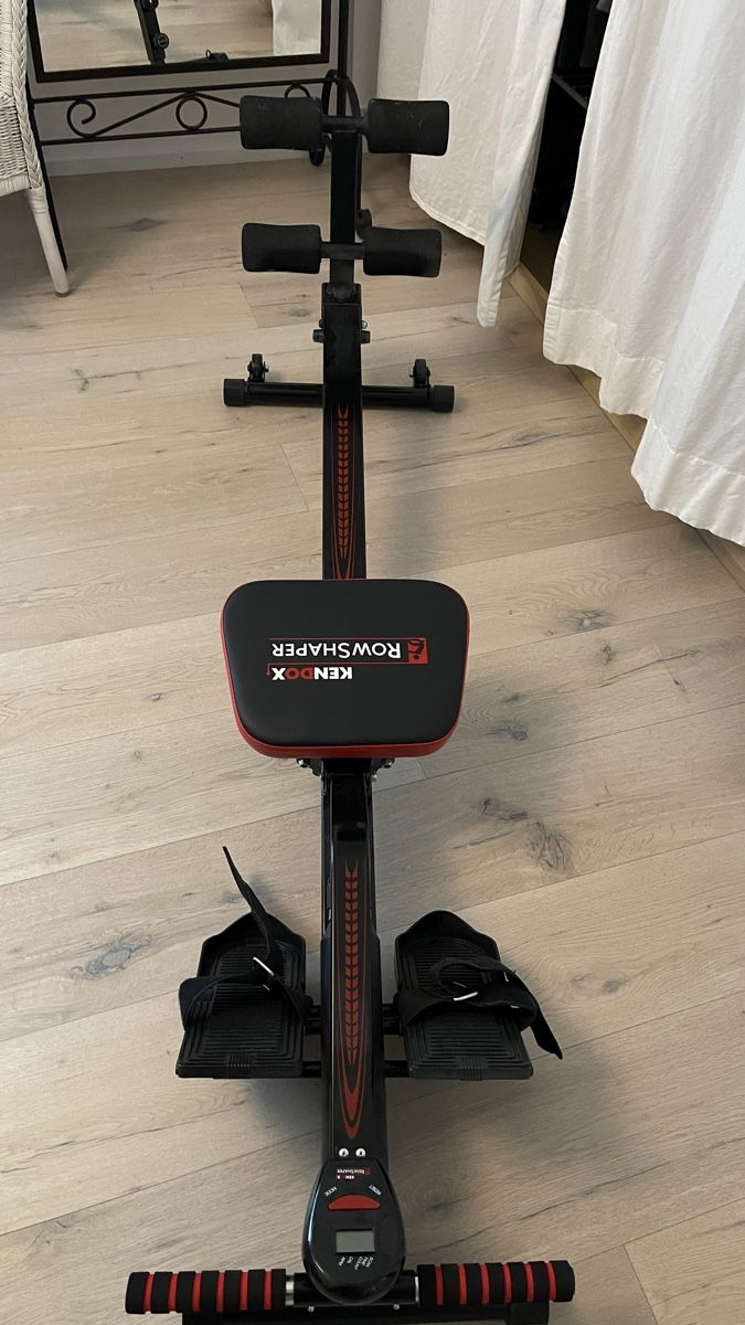 Hometrainer: Rudergerät -Top Zustand – Neu (gemäss Beschreibung) aus Meilen von Nikito