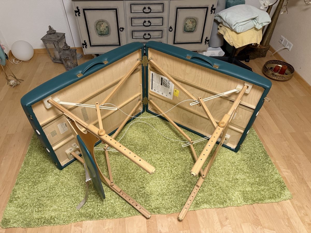Sedie a sdraio: OAKWORKS Massageliege  – Usato da Niederweningen venduto da Naya69 2