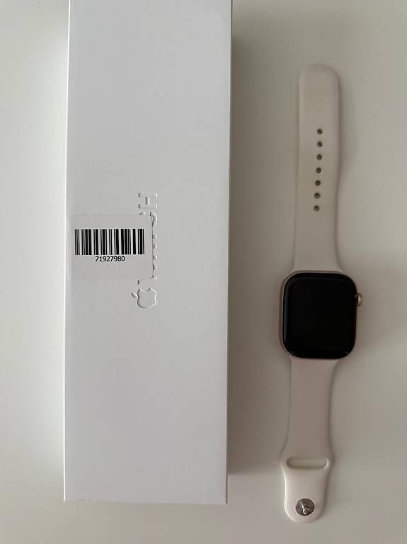 Smartwatch: Apple Watch 10 – D'occasion à St. Gallen par igo_k986