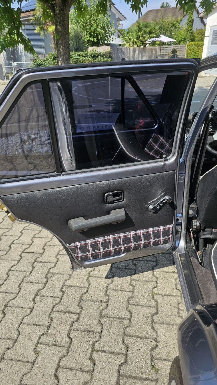 VW Automobili: VW Jetta MK1 1982 – Usato da Steckborn venduto da Adichaot 9