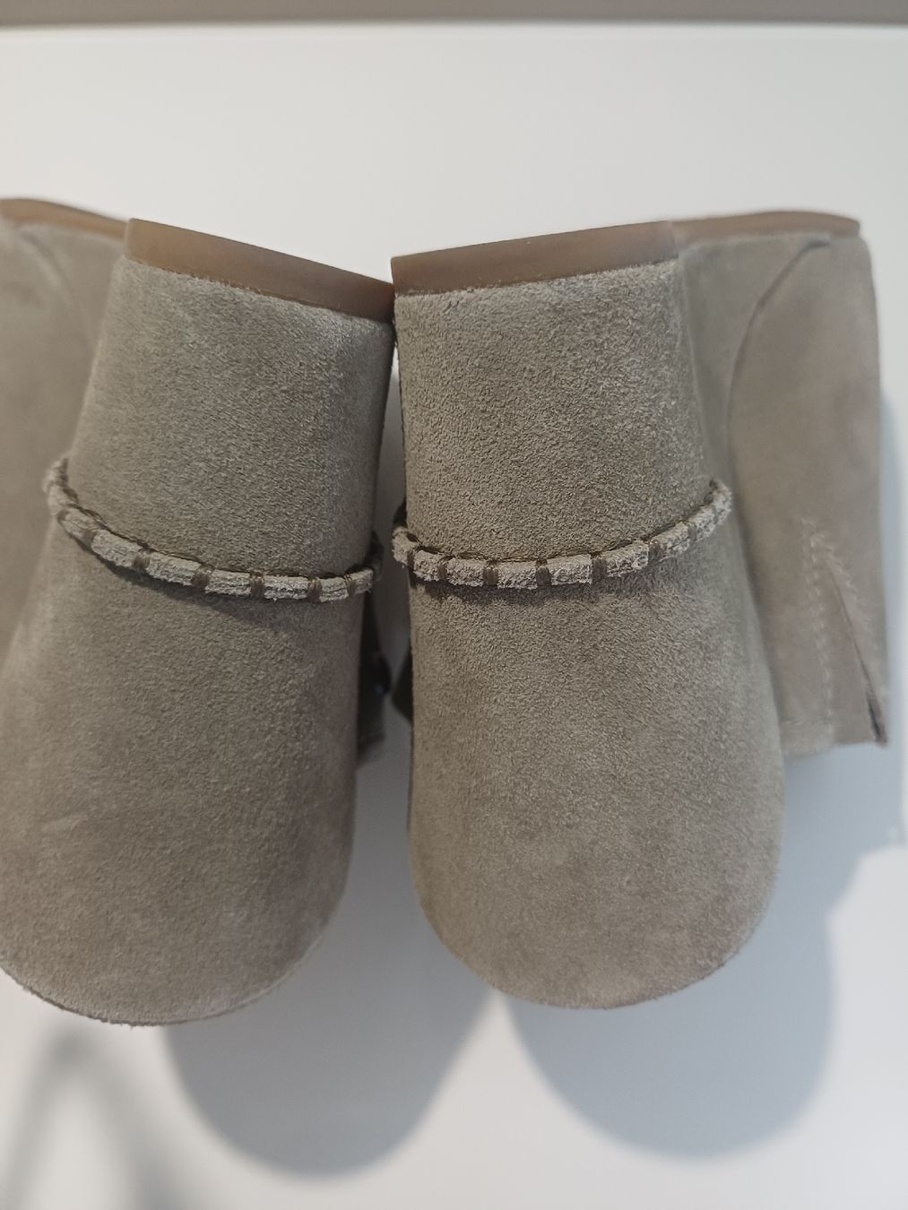 Ugg Scarpe da donna: tolle, 1x getragene UGG Keilsandalen – Nuovo (secondo la descrizione) da Goldach venduto da Requiliz 4