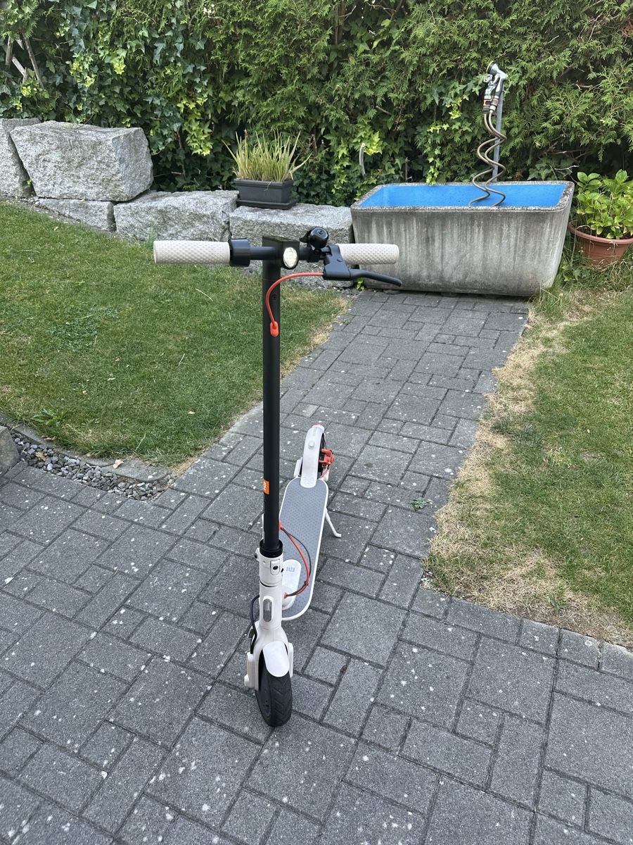 Xiaomi Kickboard: Xiamomi Mi Electric Scooter 3 – D'occasion à Rorschacherberg par ale_jds9 2