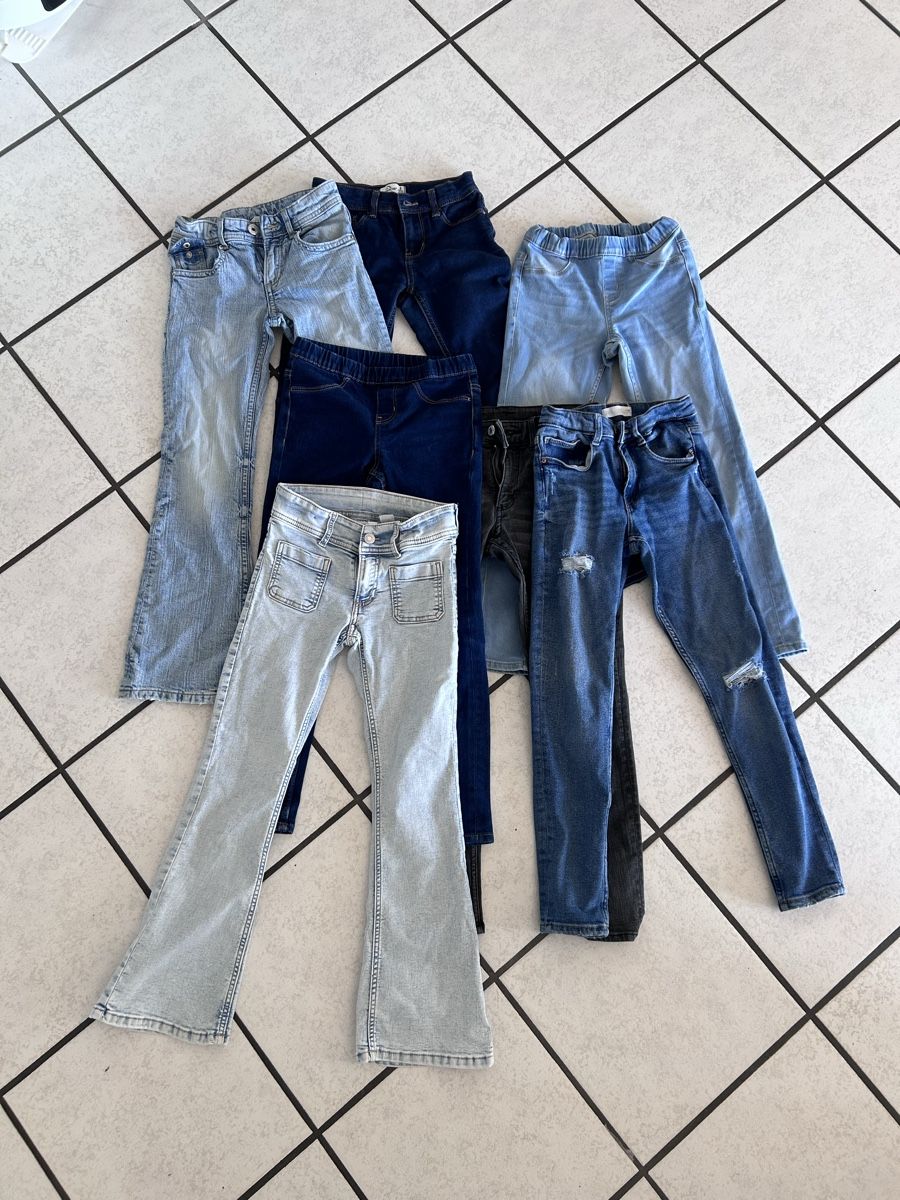 Ensembles coordonnés: 7 Mädchen Jeanshosen – D'occasion à Schötz par Maumau83
