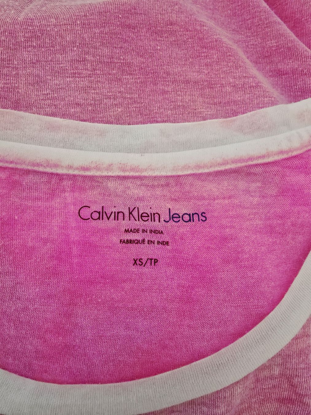 Calvin Klein T-shirt: T-shirt – Usato da Niederbipp venduto da Viktoria_Sch 2
