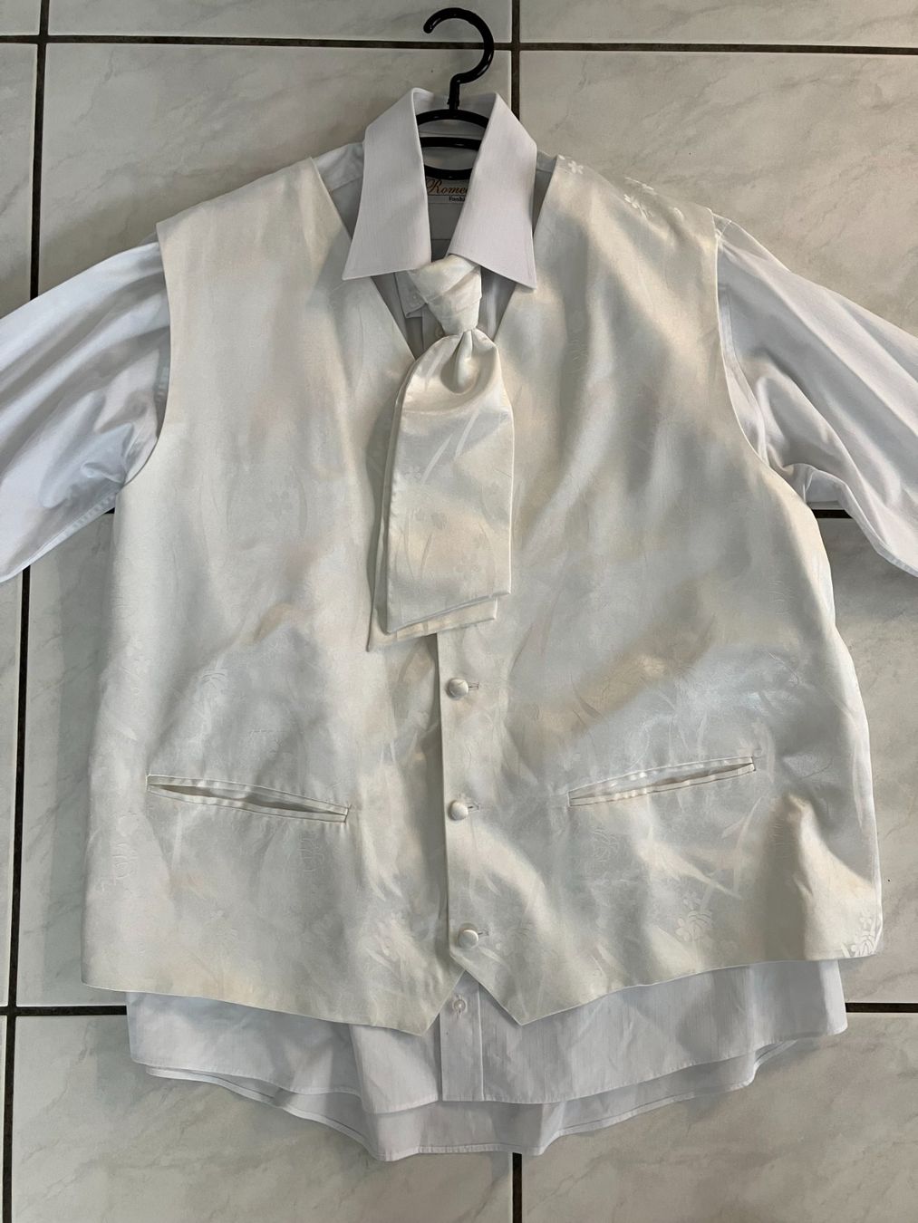 Costumes: Herrenanzug ca. XXL – D'occasion à Abtwil AG par Swissraver 8