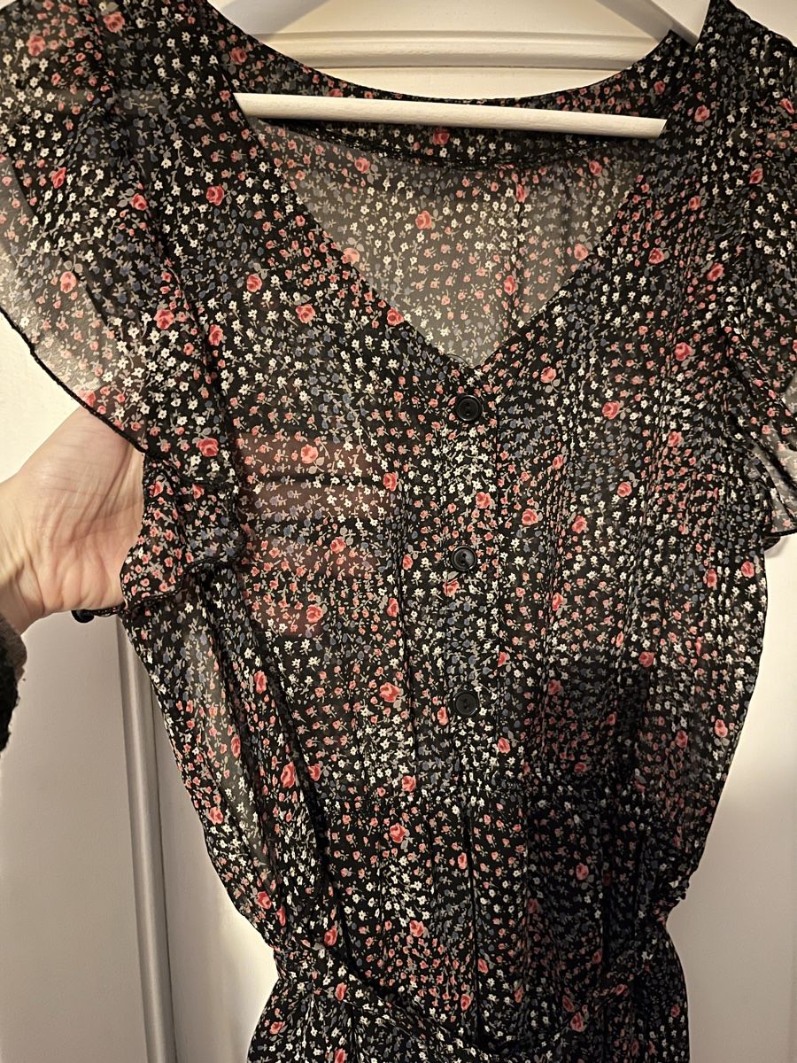 Vestiti: Wunderschönes, geblümtes Kleid, Grösse S – Usato da Männedorf venduto da Qurop