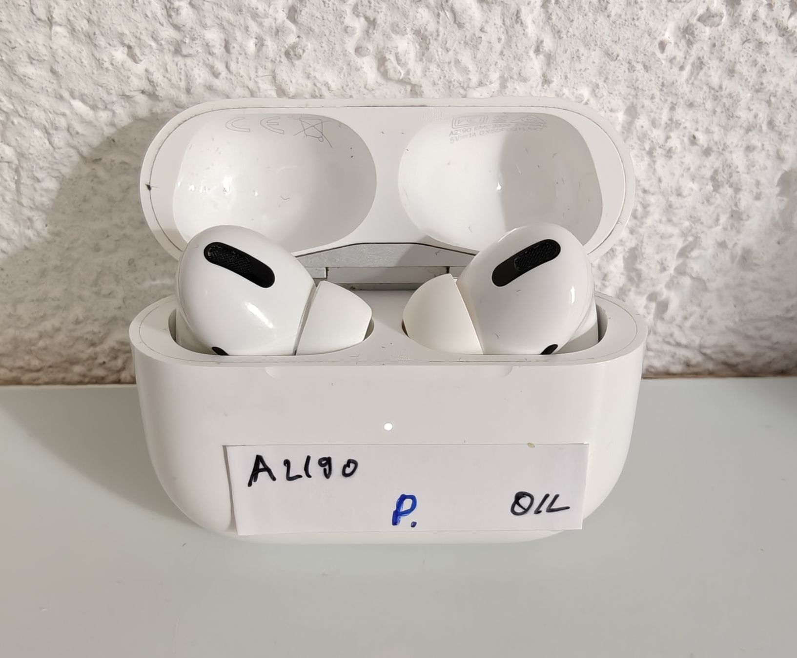 Apple Cuffie: Apple AirPods Pro (A2190) – Usato da Ehrendingen venduto da Rocky985