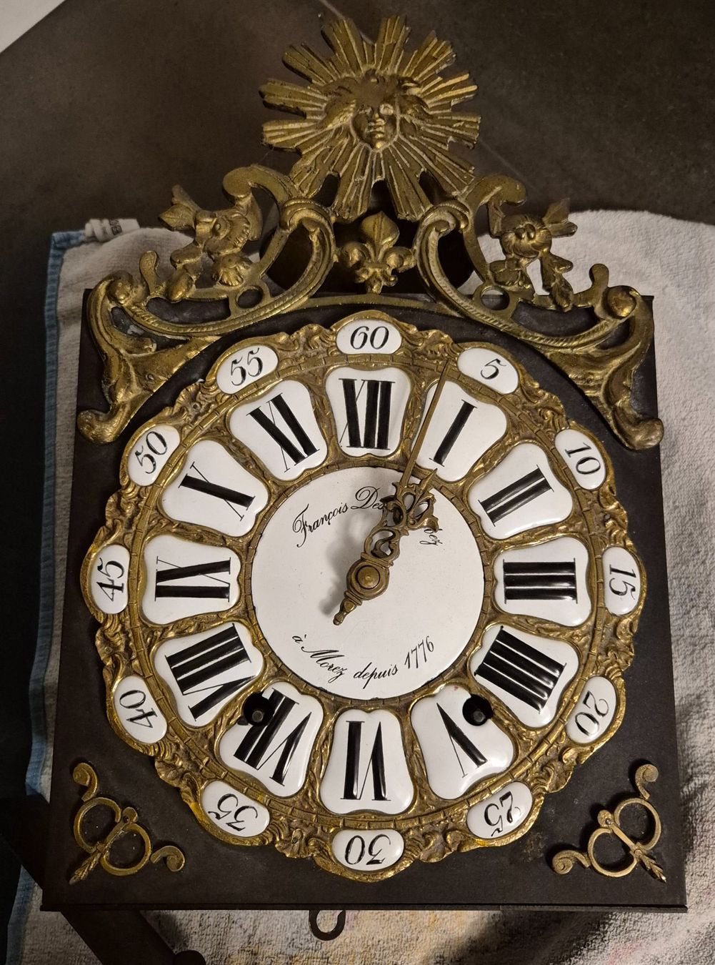 Stand- & Wanduhren: Comtoise-Uhr, Morbier-Uhr, franz. – Gebraucht aus Vilters von Fleiflomi