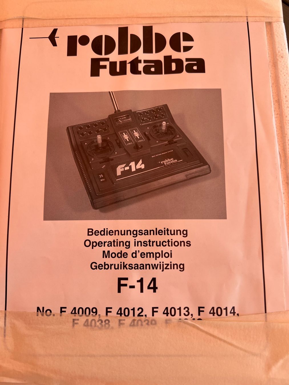 Futaba Telecomando: Sender: Robbe Futaba F-14 (40MHz) – Nuovo e nell'imballaggio originale da Gorgier venduto da Jamu394565 9