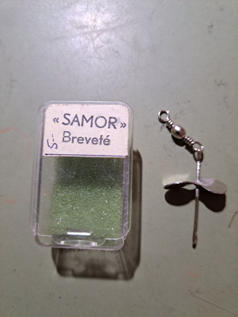 Esche: Ancienne hélice Samor antik – Nuovo e nell'imballaggio originale da Fribourg venduto da versus702 1