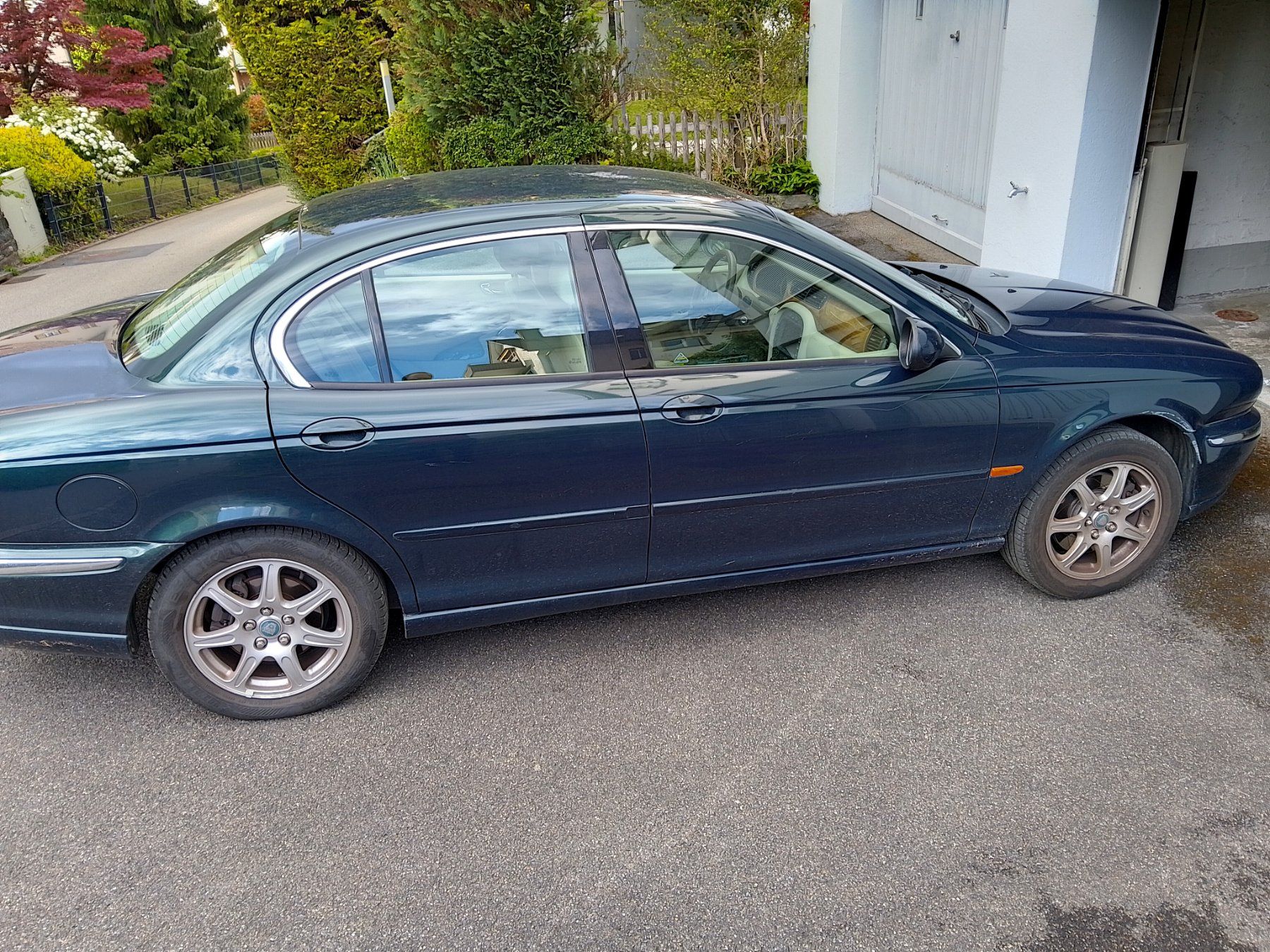 Jaguar Automobili: Jaguar X Type – Usato da Zollikerberg venduto da pebevalko 3