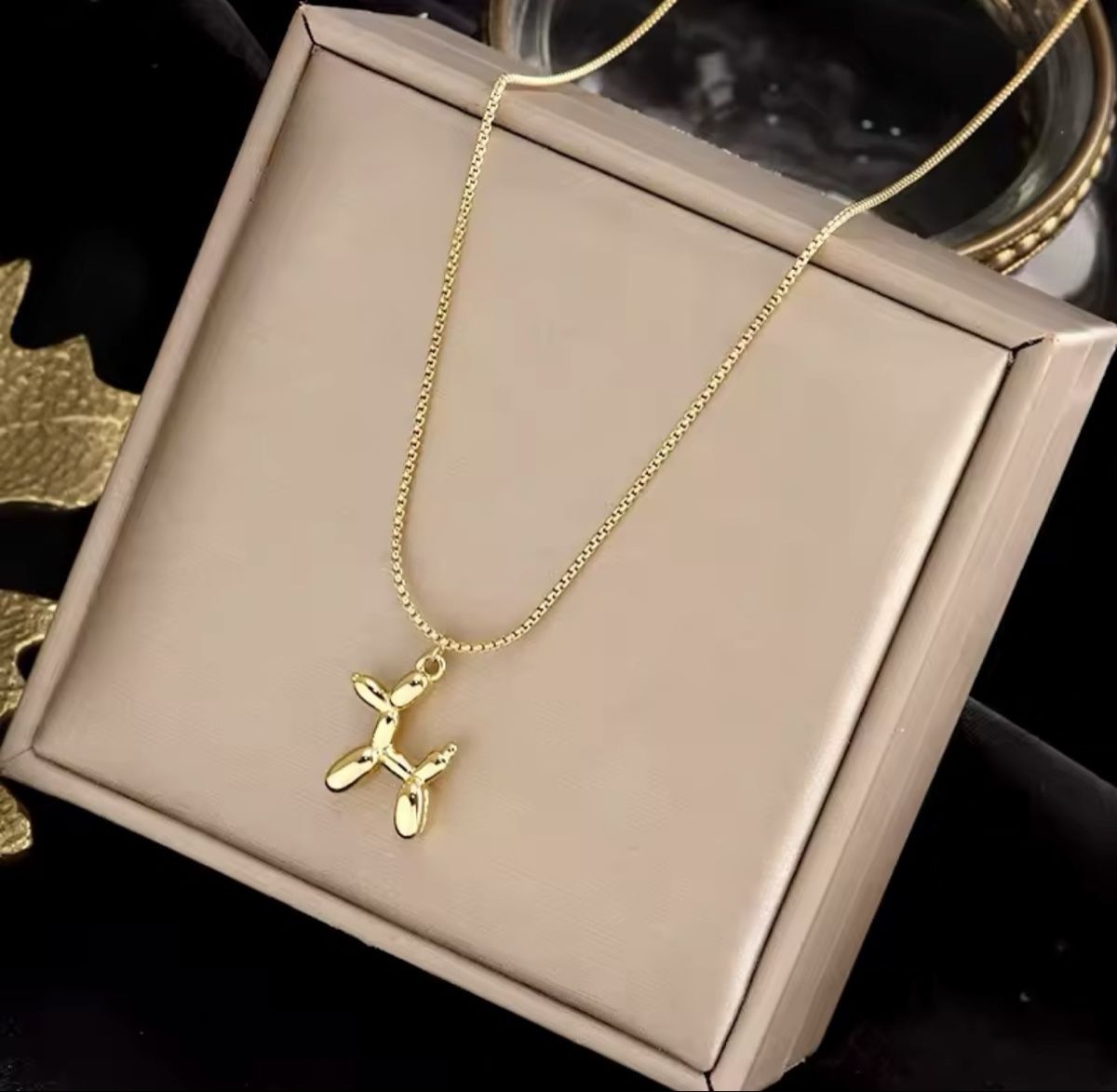 Colliers: Collier en acier inoxydable  – Neuf avec emballage d'origine à Châtel-St-Denis par Montclair_Swiss