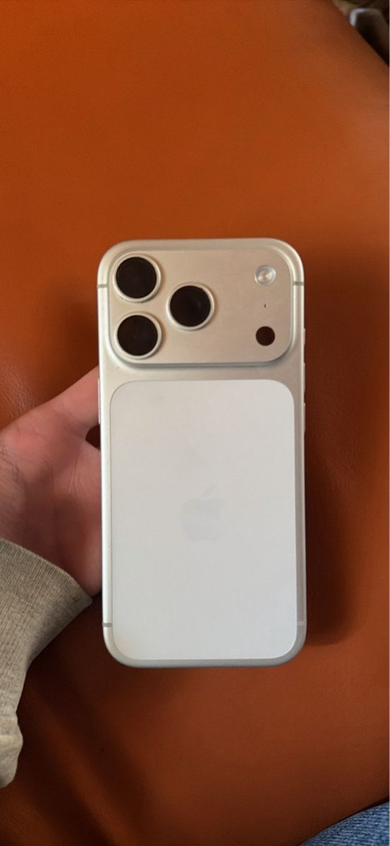 Apple Telefoni cellulari / Smartphones: Iphone 17 pro – Nuovo (secondo la descrizione) da Amriswil venduto da viv_cht5