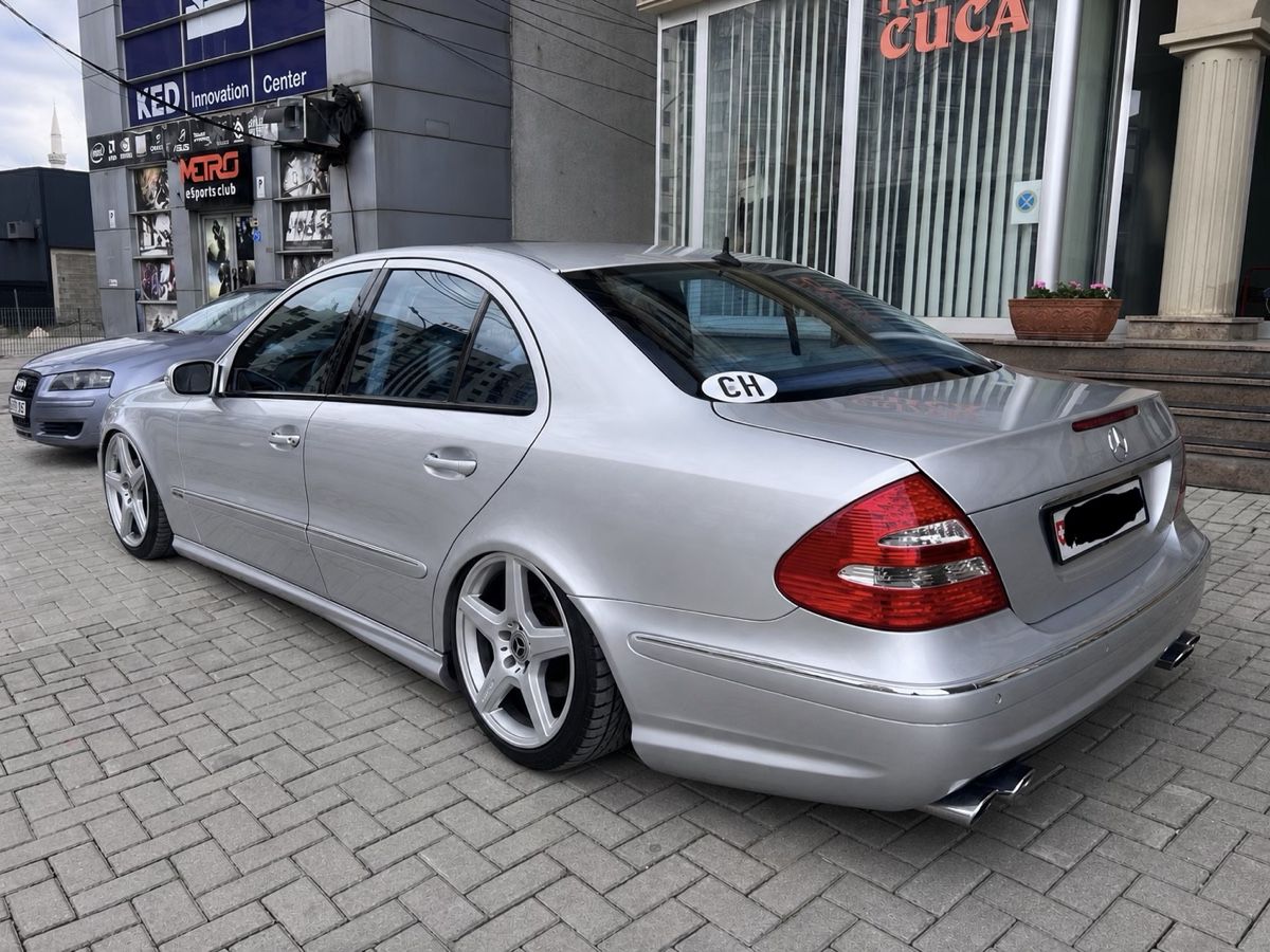 Mercedes-Benz Automobili: Mercedes E420Cdi AMG  – Usato da Dübendorf venduto da Luis-330