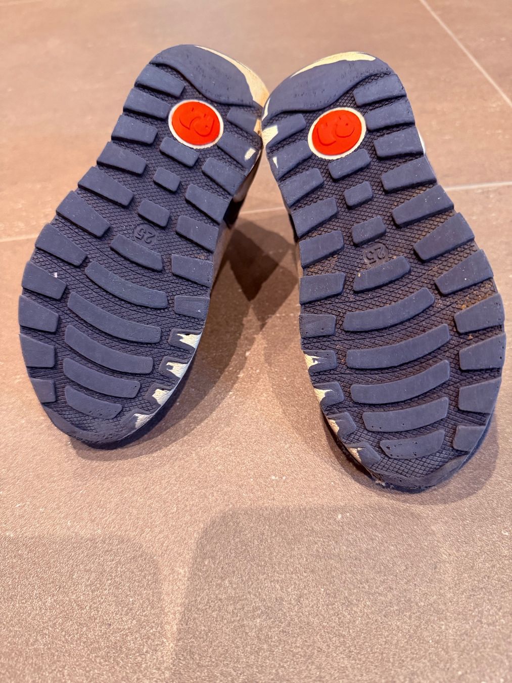 Elefanten Chaussures garçon: Sneakers, Grösse 25, Elefanten – D'occasion à Haslen AI par s176 1
