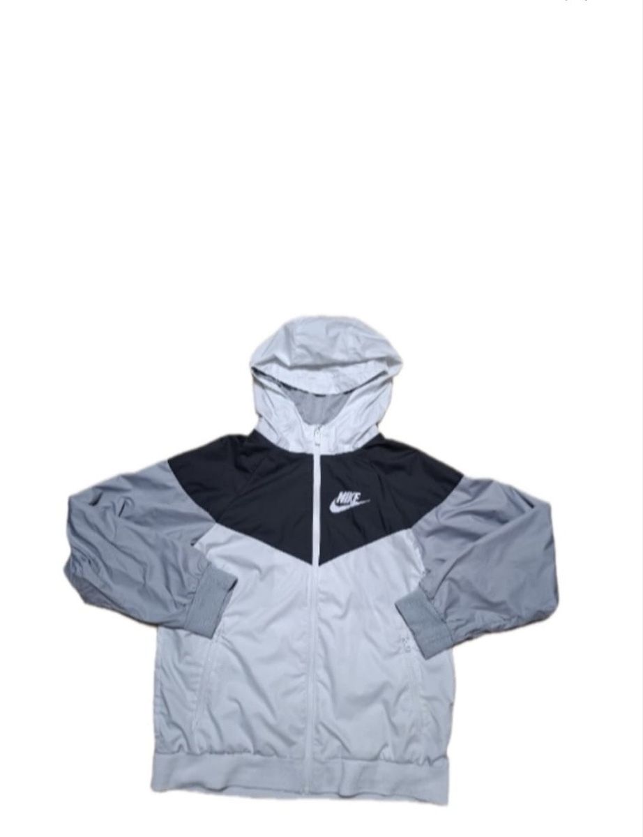 Nike Jacken: Nike Windbreaker Jacke – Gebraucht aus Wetzikon ZH von eli_kg9j