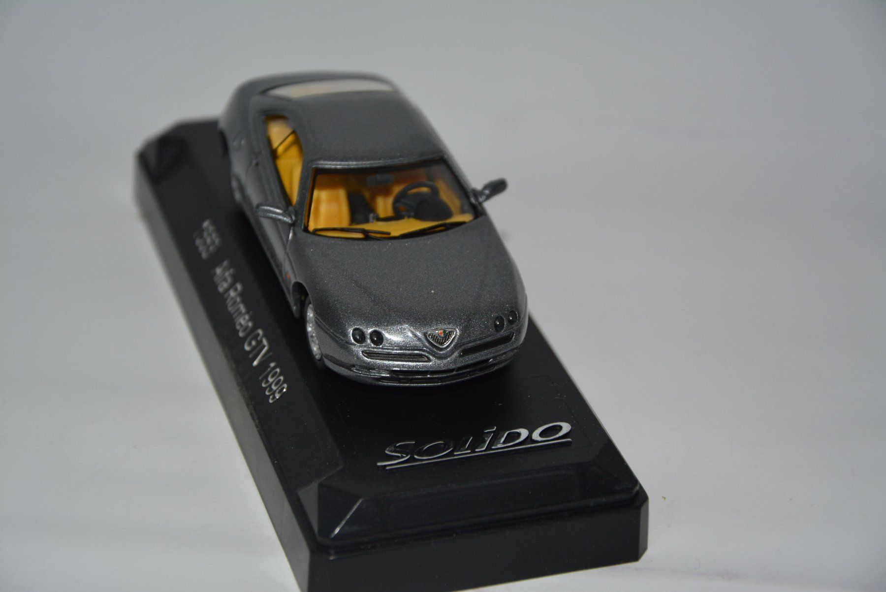Alfa Romeo Modellini d'auto: Alfa Romeo GTV 1999 , Solido , 1:43 – Nuovo (secondo la descrizione) da Goldach venduto da Feivel9 2
