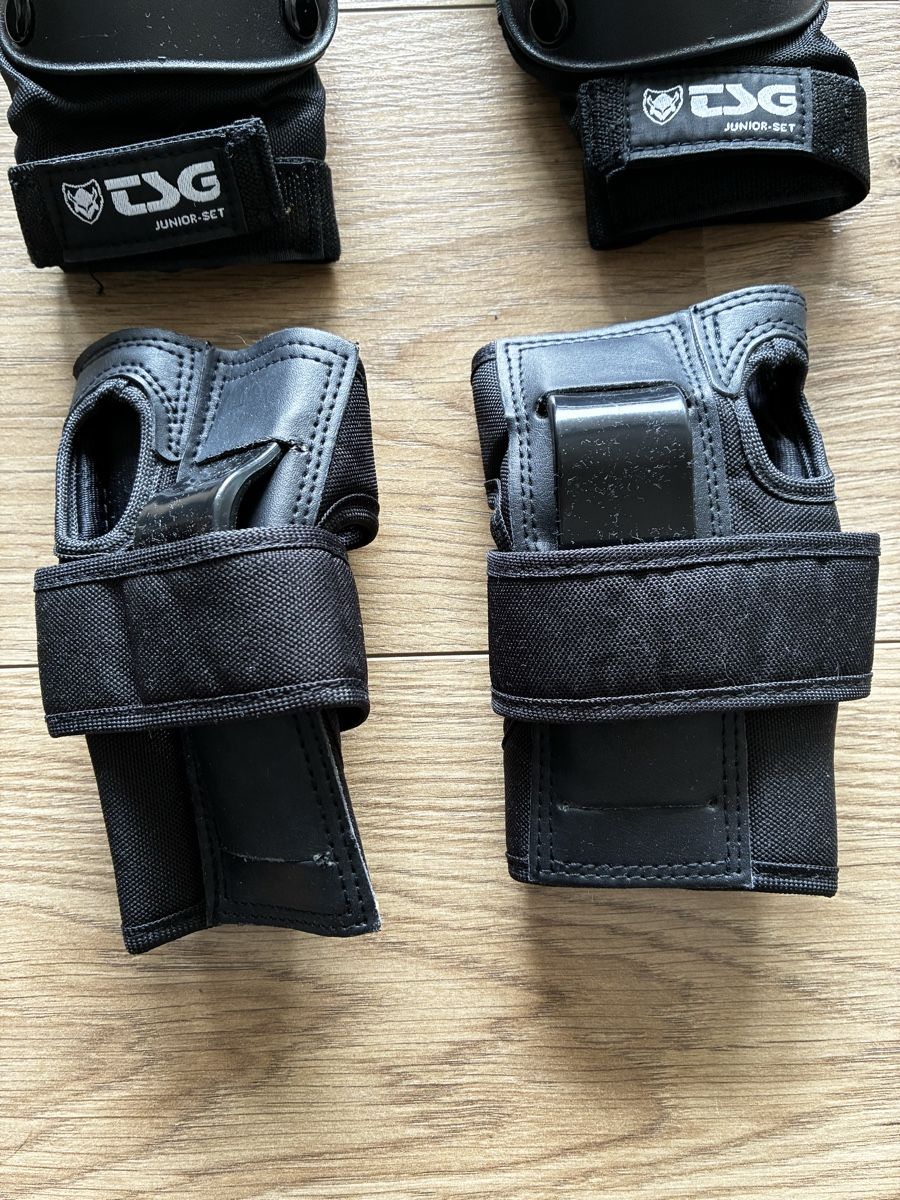 Protezioni & Imbottiture: Set de protections  – Usato da Cressier NE venduto da Nitwix 2