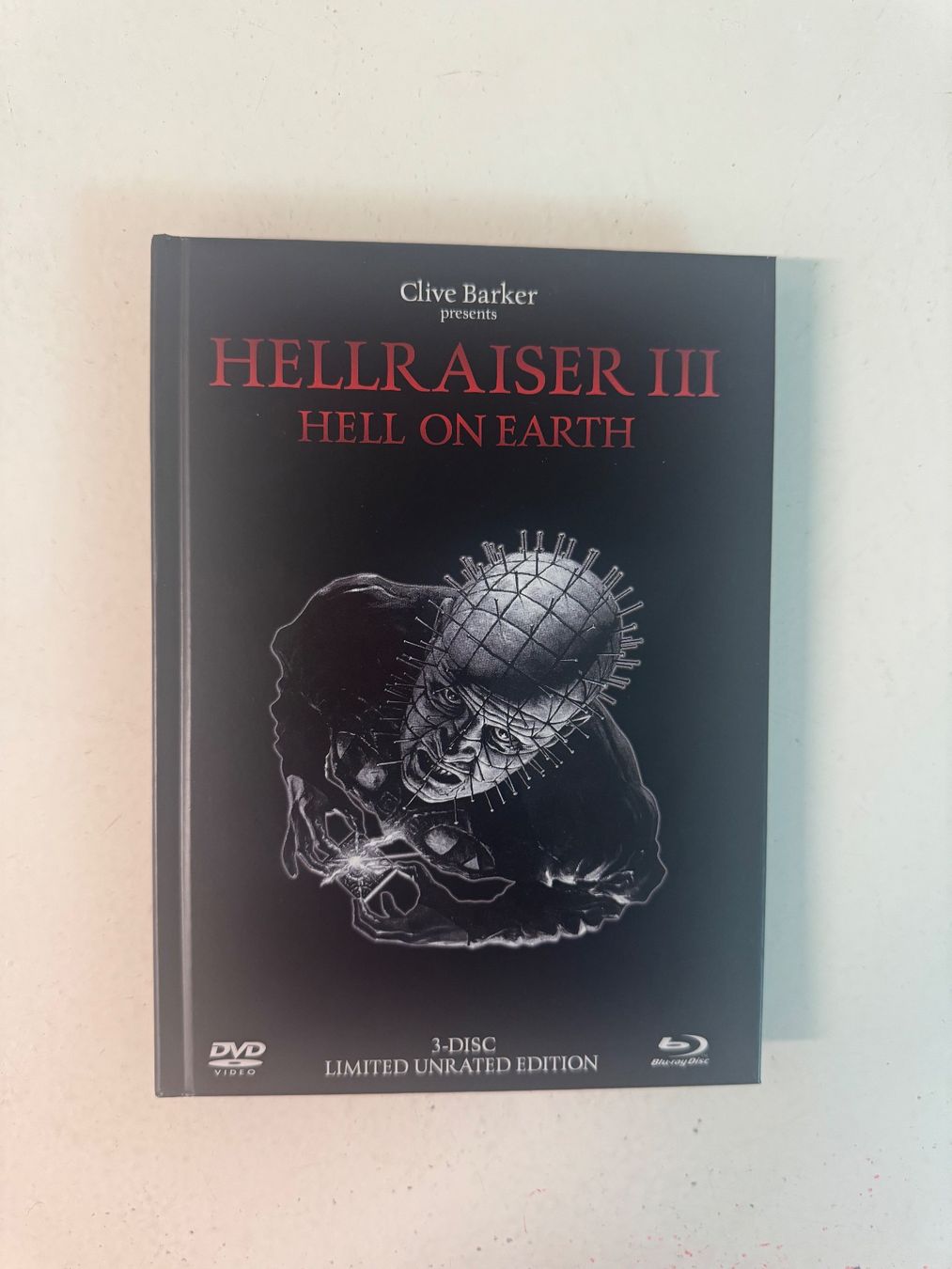 Tutti i DVDs: HELLRAISER III / MEDIA BOOK. (BLU-RAY) – Usato da Basel venduto da san_2qlq