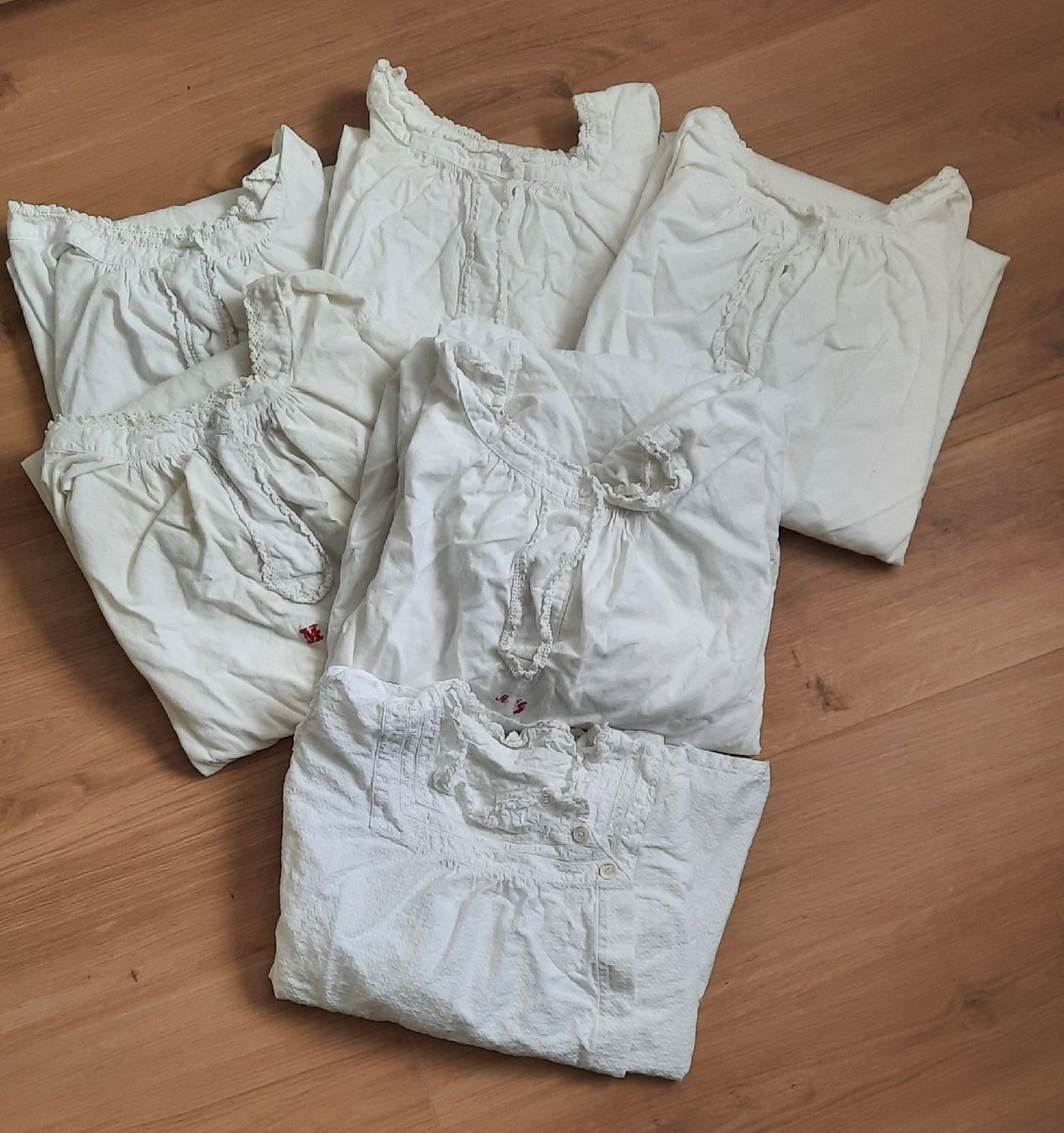 Lotti di vestiti: Bekleidung von 1880 – Usato da Bonaduz venduto da Kr12pn 2