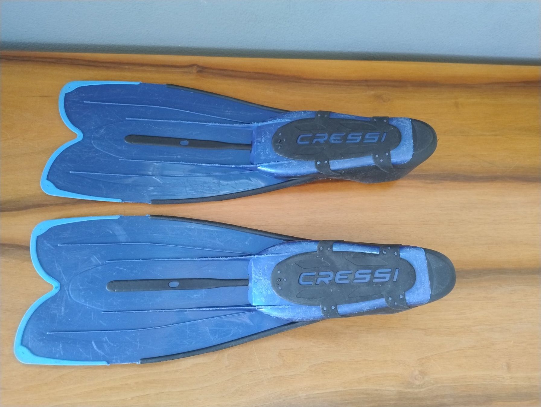 Cressi Flossen, Masken & Schnorchel: Tauchflossen Gr. 37/38 – Gebraucht aus Dallenwil von and-maia 1