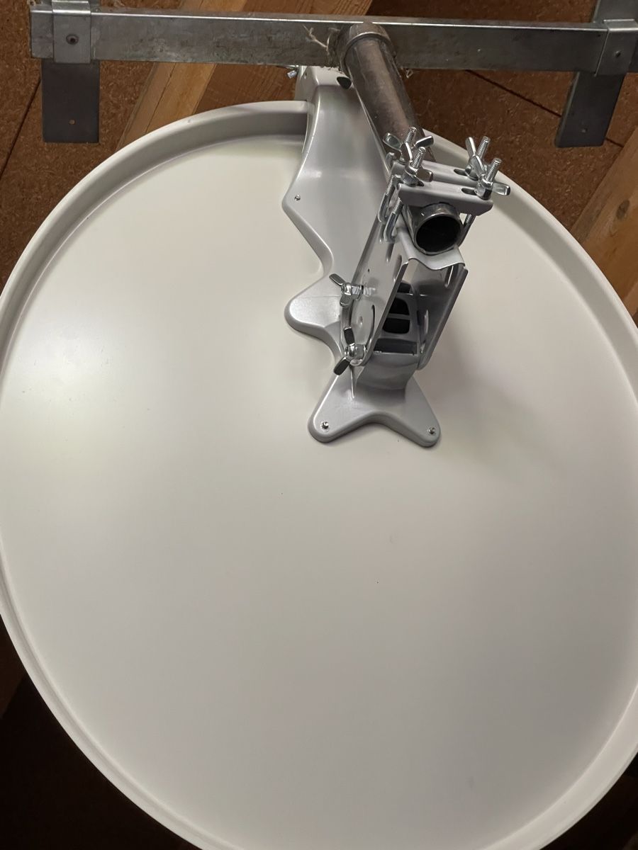 Ciotole: Barabolsbiegel mit 2 LNB – Usato da Matten(St.Stephan) venduto da hjkl000