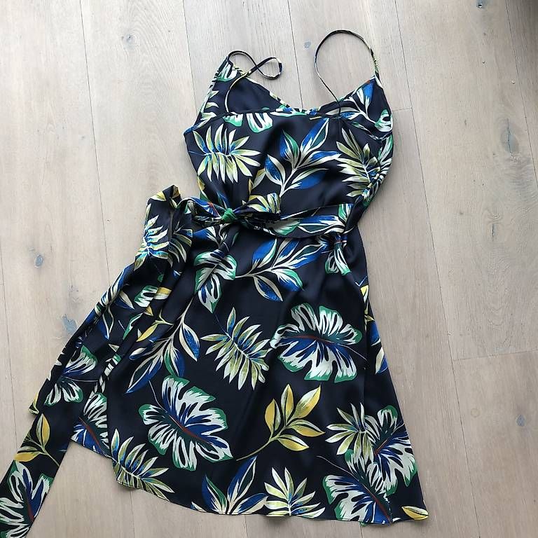 Zara Vestiti: Neuwertiges Spaghettikleid von Zara – Usato da Kilchberg ZH venduto da Anie. 1