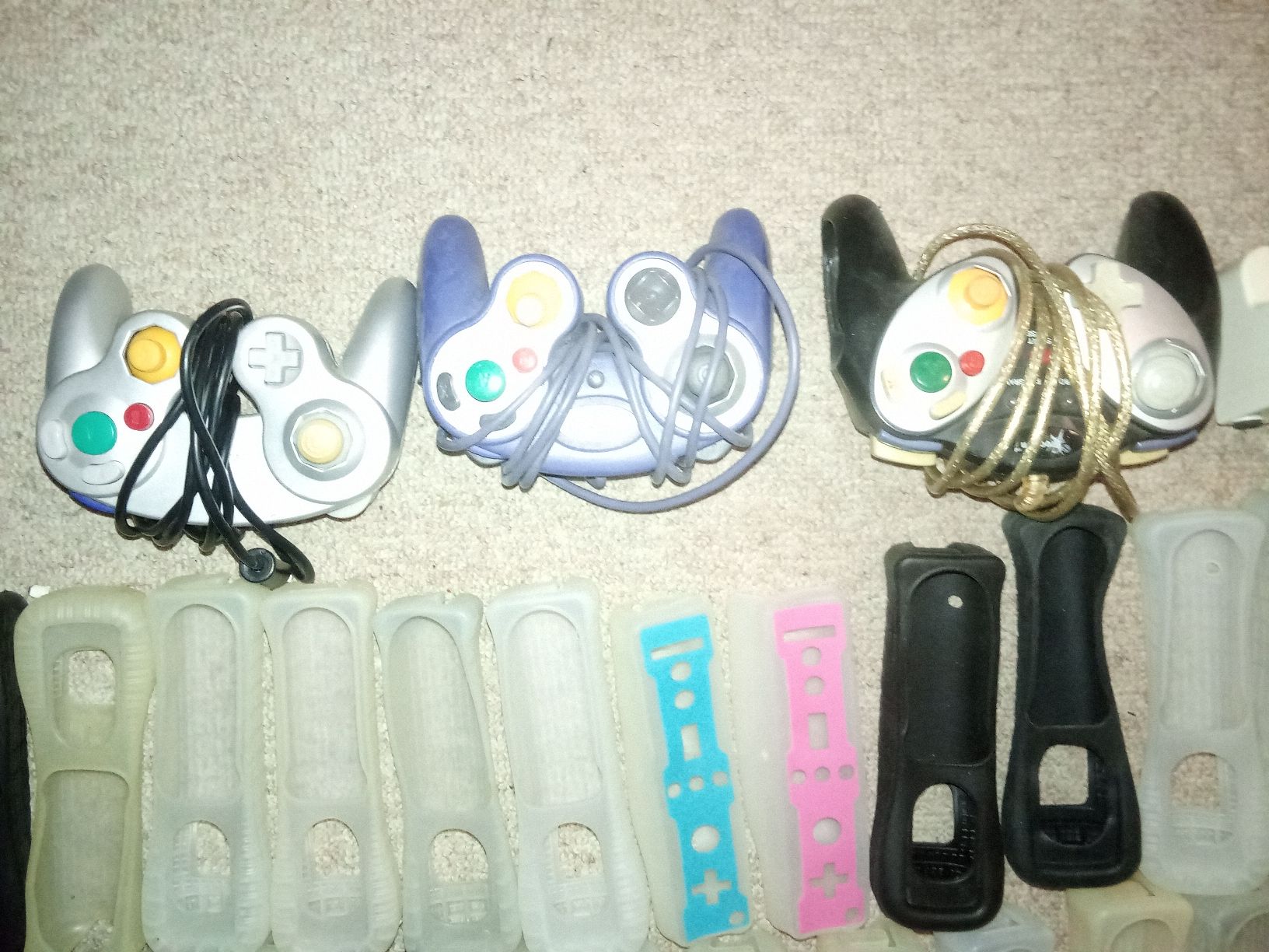 Controller: Nintendo Playstation  Controller Wii Gamecube Ladestation – Defekt aus Turbenthal von fatalbeauty 1