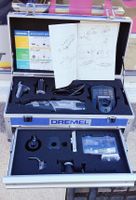 Neuer Akku Dremel 8220, 2 akkus,Koffer mit viel Zubehör!