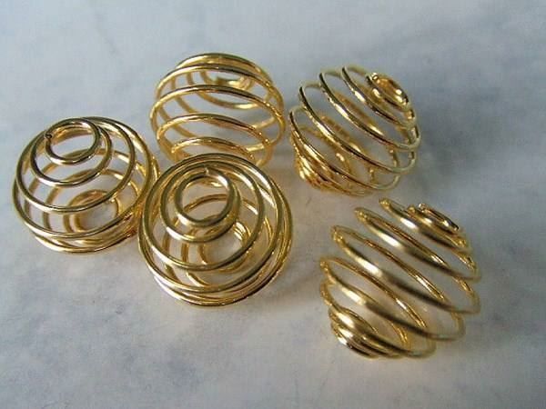 Perle (finte): Perlenhülle   goldfarbig    20mm – Nuovo (secondo la descrizione) da Alpnachstad venduto da perlengaby 1